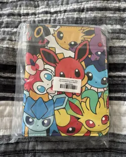 Pokemon Eevee Evolutions Multicolor 3-Ring, 4-Pocket Binder ** NEW ** - Image 1