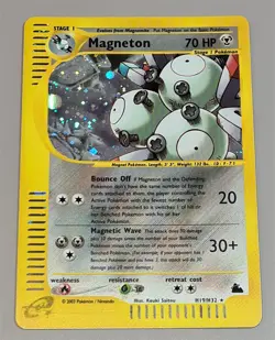 Magneton # H19/H32 Rare Holo Skyridge 2003 Pokemon EN Near Mint to Mint Vintage - Image 3