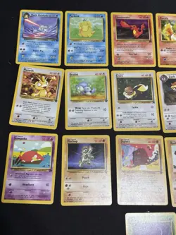 27 Vintage pokemon Lot - WOTC - Team Rocket (2000) - Non Holo - Set Builder - Image 2