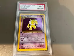 1999 POKEMON FOSSIL 1ST ED #8 HYPNO-HOLO PSA 9 vintage casing - Image 1