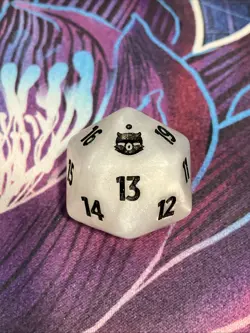 MTG Final Fantasy Bundle: Oversized Spindown Dice D20 (White) - Image 1