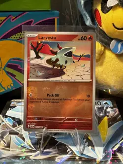 Pokemon Larvesta (Master Ball Pattern) 015/086 Sv: Black Bolt Holo - Image 1