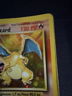 Carta Pokemon Charizard 4/102 Set Base Unlimited Rare Holo Card ITA 1999 - Image 3