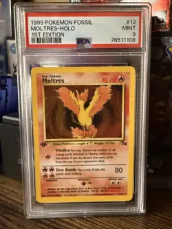 1999 POKEMON FOSSIL 1ST EDITION #12 MOLTRES-HOLO PSA 9 - Image 1