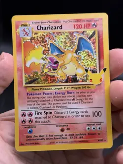 Charizard 4/102 Pokemon Celebrations Classic Collection Holo Rare English NM - Image 3