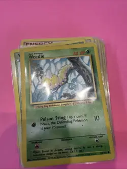 LOT OF 30 2000’s POKEMON CARDS INCLUDES WEEDLE, HIPPOWDON, SEEDOT, GULPIN, ETC - Image 5