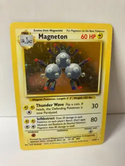 Magneton 9/102 Base Set Holo Rare Pokemon Card WOTC 1999 LP/MP - Image 1