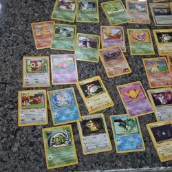 Pokemon TCG Vintage Card Bulk Lot Wizards 125 Cards Team Rocket Gym Heroes Neo - Image 2