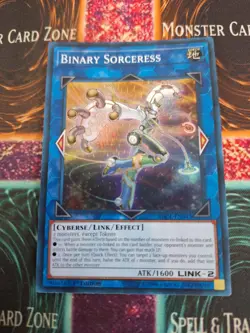 Yugioh Binary Sorceress SDCL-EN043 Super Rare 1st Edition Near Mint - Image 1