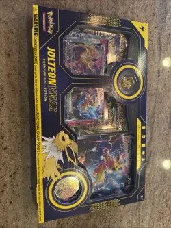 Pokemon Eeveelution VMax Premium Collection Set: Jolteon & Flareon - Image 4