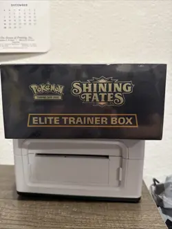 Pokemon TCG Shining Fates Elite Trainer Box 820650808173 - Image 3