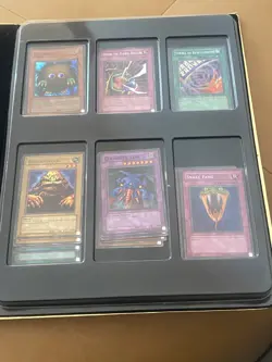 1996 Yu-Gi-Oh lmted ed Master Collection gold foil binder w 60-card VINTAGE lot - Image 5
