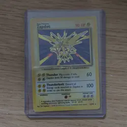Zapdos Base Set 016/102 Holo Rare 90 HP English Pokemon TCG Card - Image 1