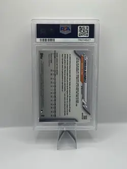 2020 Topps Chrome - Yordan Alvarez #200 X-Fractor (RC) PSA 10 Gem Mint - Image 2