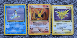 VTG 1990s 1999 POKEMON FOSSIL CARD LOT HOLO LAPRAS MOLTRES ZAPDOS VG+ - Image 1