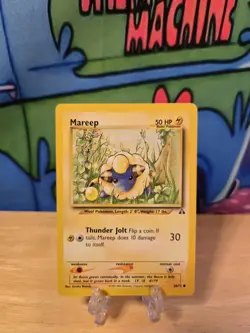 MAREEP POKEMON 58/75 NEO DISCOVERY LP W Sleeve And Top Loader - Image 1