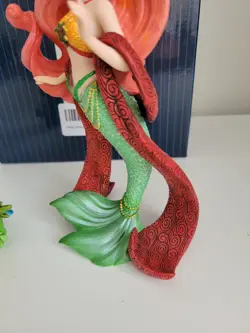 Disney Showcase Haute Couture Christmas Ariel And Flounder Figurine 6000818 - Image 4