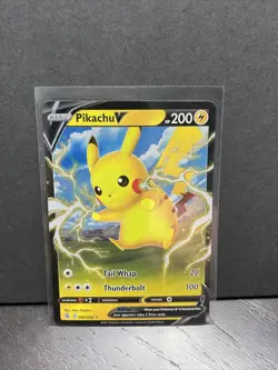 Pokemon TCG Pikachu V Fusion Strike 086/264 Holo Ultra Rare - Image 1