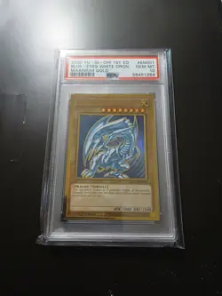 PSA 10 - 2020 Yugioh Blue Eyes White Dragon MAGO-EN001 Maximum Gold 1st Edition. - Image 2