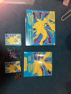 Pokemon TCG Ascended Heroes Pokemon Center Elite Trainer Box ETB packs opened - Image 3
