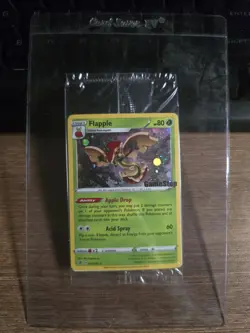 Flapple - (Gamestop Exclusive) 022/192 Miscellaneous Cards & Products Holo - Image 1