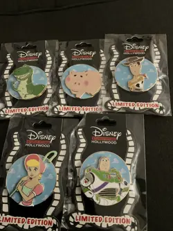 DSSH Toy Story 30th Anniversary 5 Pin Set Woody, Buzz , BoPeep, Rex, Hamm LE 400 - Image 1