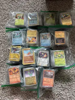 10 Pounds Of Pokemon Holo/reverse Holo Cards (approximately)￼NM-LP ✨ - Image 2