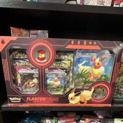 Pokemon Flareon VMAX Premium Collection Kit Promo English Card Stock - Image 1