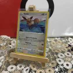Eevee Reverse Holo - Shining Fates - #052/072 - Pokemon Card 2021 - Image 1