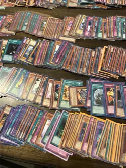 Yu-Gi-Oh Huge Lot 600+ Cards Collection Holos Rares Spells Traps Six Samurai - Image 3