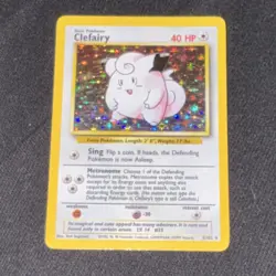 Pokemon Clefairy Base Set 5/102 Holo Rare 40 HP Basic Vintage Card - Image 1