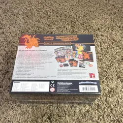 Pokemon TCG Champion's Path Elite Trainer Box Sealed English 2020 - Image 2
