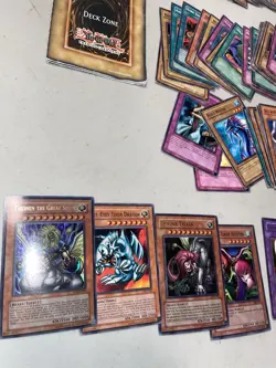 HUGE Yu-Gi-Oh Card Lot 1996 Blue Eyes White Dragon Dark Magician - Image 2