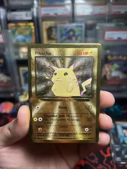 Pikachu - (Celebrations Metal Card) 058/102 NM *1* - Image 1