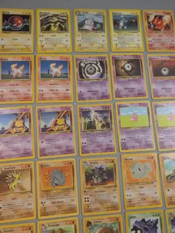 112x Vintage Pokemon Card (Lot #3) Base/Jungle/Fossil/Rocket/Neo HP/CREASED/POOR - Image 3