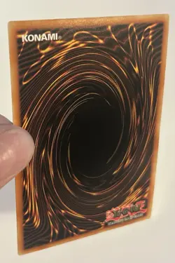 Red-Eyes Black Dragon MAGO-EN003 Premium Gold Rare 1st Edition LP - Image 4