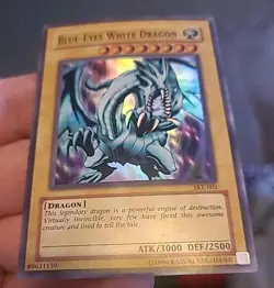 Yugioh Blue-Eyes White Dragon SKE-001 Super Rare Near Mint/Lightly Played - Image 5
