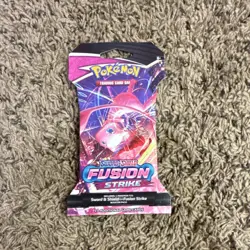 Pokemon Sword & Shield Fusion Strike Booster Pack English 10 Cards 2021 - Image 1