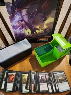MTG Bulk Lot - 5 lbs Commons/Uncommons +50 Rare/Mythic Cards + Binder Collection - Image 1