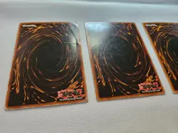 Blue Eyes White Dragon sdk-001 ultra rare unlimited x3 - Image 2
