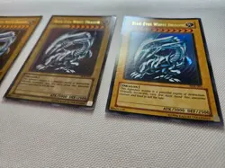 Blue Eyes White Dragon sdk-001 ultra rare unlimited x3 - Image 4