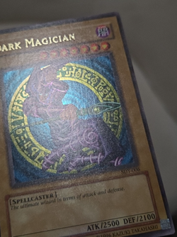 YuGiOh! Dark Magician SDY-006 Unlimited Ultra Rare LP - Image 3