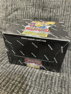 Konami Yu-Gi-Oh! The Dark Side of Dimensions Movie Pack Gold Edition Display - Image 3