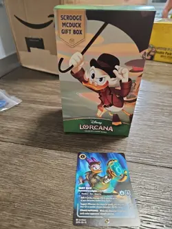 DISNEY LORCANA SET 11 SCROOGE MCDUCK GIFT BOX & Promo Card - Image 1