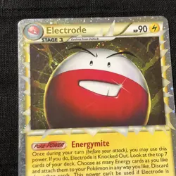 Pokemon 2010 Electrode Holo Triumphant 93/102 Card Ultra Rare LP - Image 3
