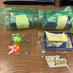 Pokemon Cards. 1165 Cards, 1 Sealed Pack, 4 VSTAR Cards and 3 Tokens. - Image 2
