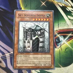 Yugioh! Sky Scourge Invicil FOTB-EN023 Super Rare 1st Edition NM - Image 1