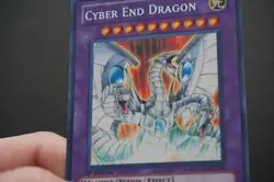 Yugioh Cyber End Dragon LCGX-EN181 1st Edition Secret Rare LP - Image 2