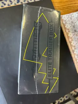 Celebrations ETB Pokemon Elite Trainer Box 25th Anniversary Edition Sealed New - Image 4