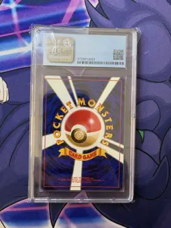 CGC 8.5 - Dark Charizard 4/82 - Team Rocket - Holo Rare - Pokemon 2000 Japanese - Image 2